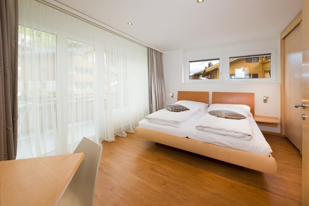 Dolce Vita Saas Fee Chambre photo